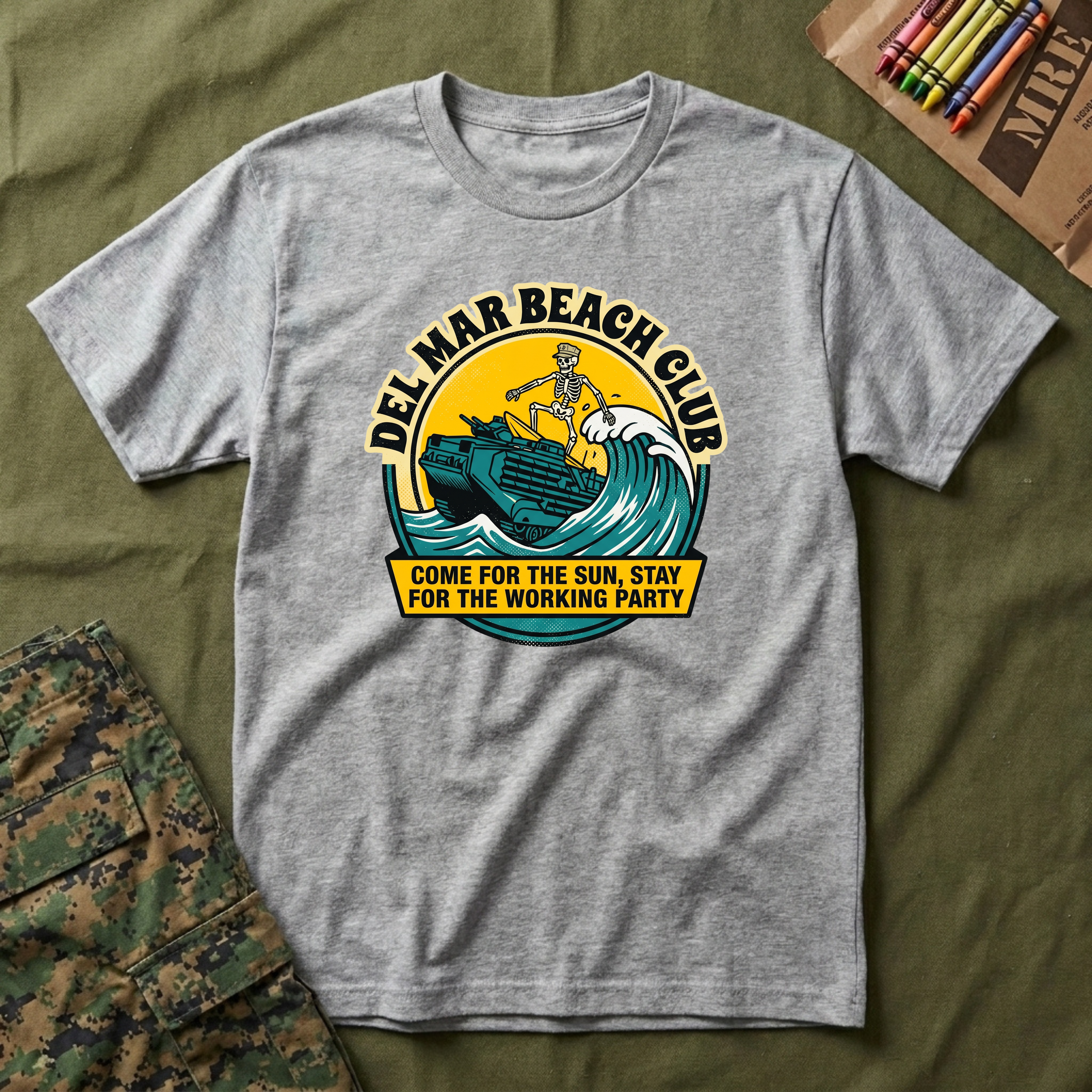 Del Mar Beach Club - Premium T-Shirt