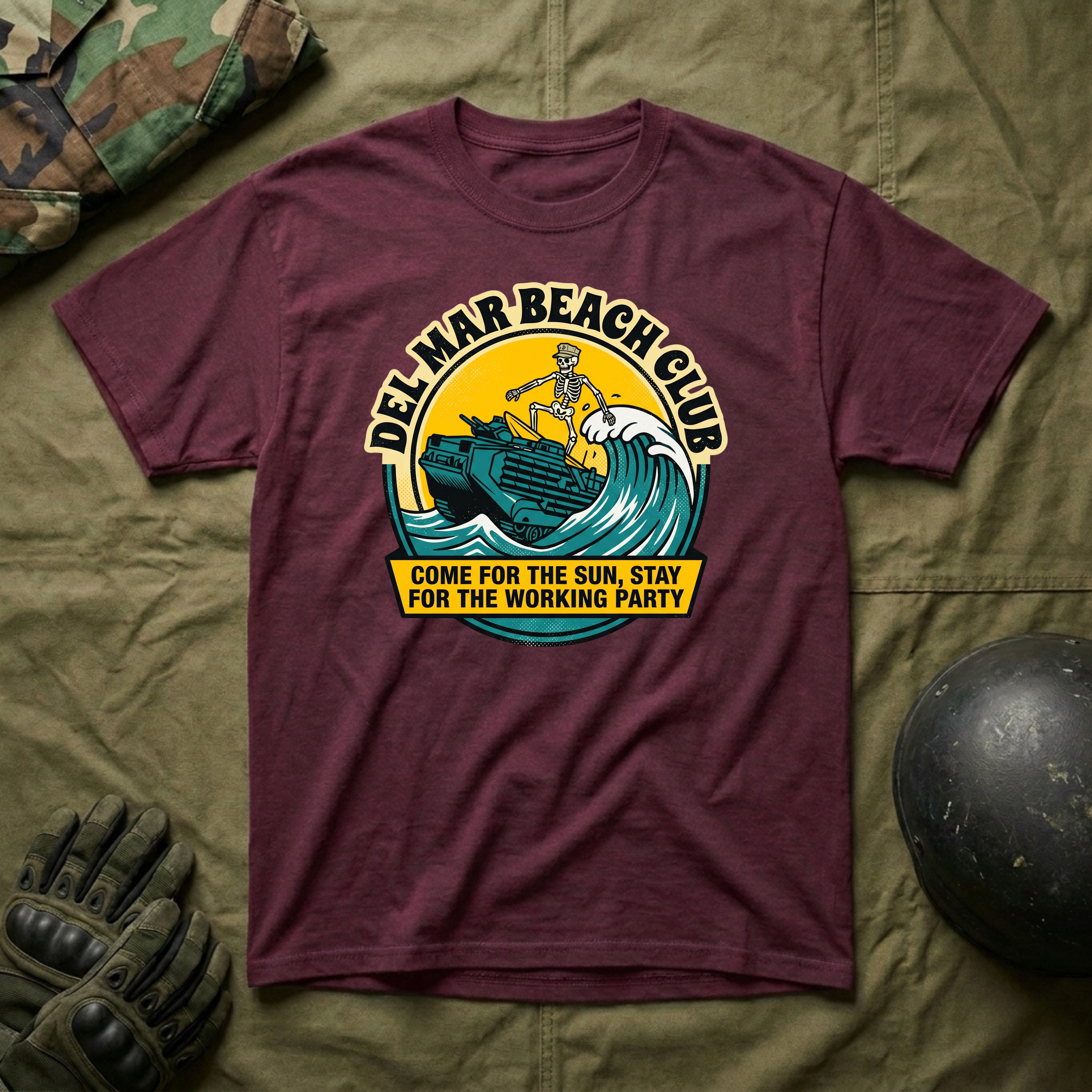 Del Mar Beach Club - Premium T-Shirt